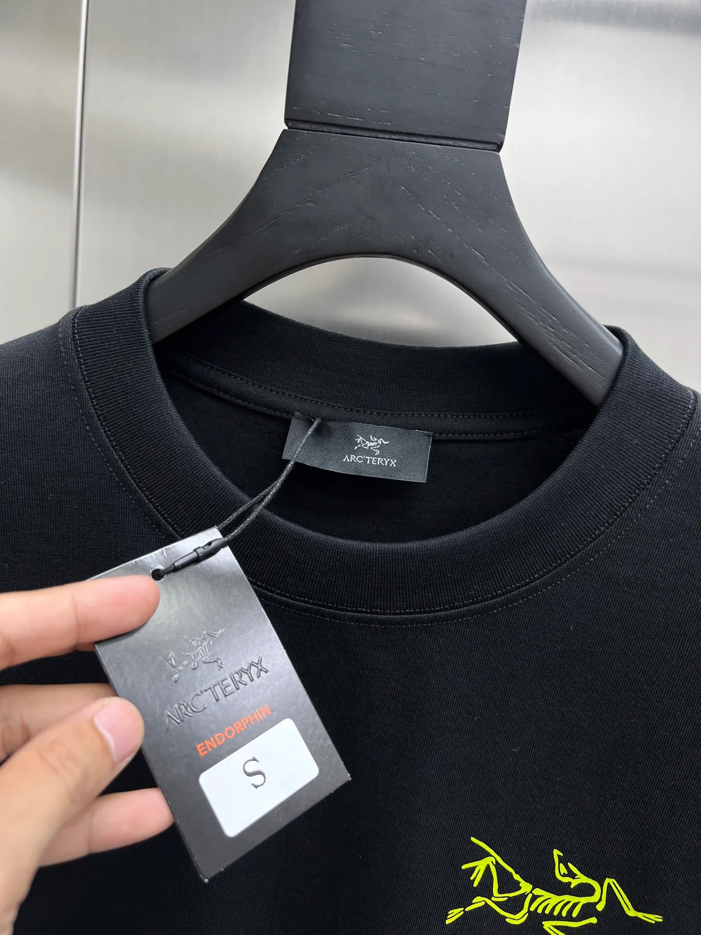 arcteryx🌟New Arrival T T Hot Sale 99 🐎🐎Size：S-XXL Black White 2 Size S 110 54 69 21 M 114 56 71 22 L 118 58 73 22 XL 122 60 75 23 2XL 126 62 77 23